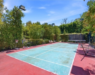 18000 Karen Drive - Photo Thumbnail 63