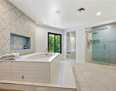 18000 Karen Drive - Photo Thumbnail 29