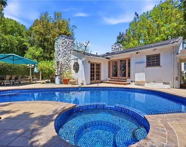 18000 Karen Drive - Photo Thumbnail 52