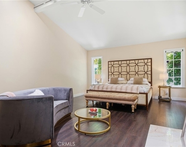 18000 Karen Drive - Photo Thumbnail 22