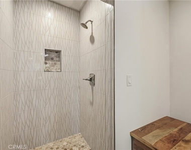 18000 Karen Drive - Photo Thumbnail 43