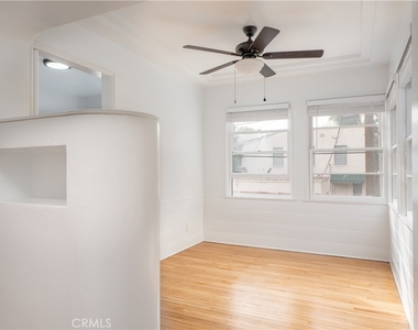 265 N Swall Drive - Photo Thumbnail 6