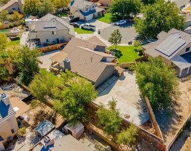 37347 Waterman Avenue - Photo Thumbnail 34