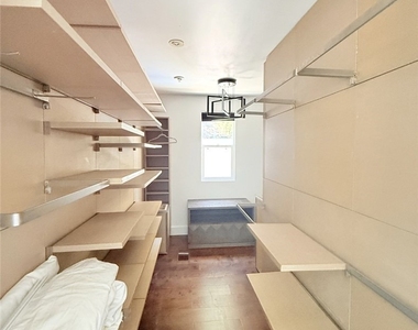 1801 Roscomare Road - Photo Thumbnail 20