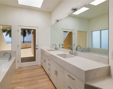 7331 Vista Del Mar Lane - Photo Thumbnail 19