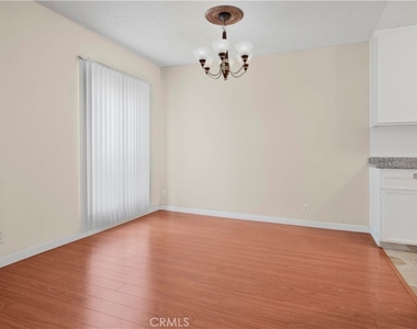 1735 N Fuller - Photo Thumbnail 16