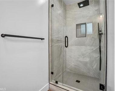 2124 W 238th Street - Photo Thumbnail 9