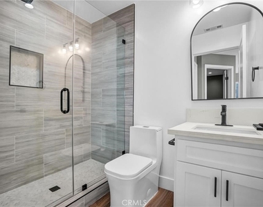 2124 W 238th Street - Photo Thumbnail 12