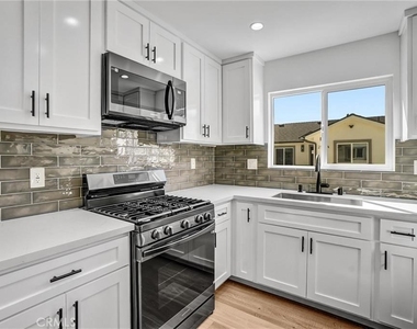 2124 W 238th Street - Photo Thumbnail 5