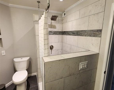 1200 Gaviota Avenue - Photo Thumbnail 27