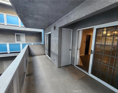 1200 Gaviota Avenue - Photo Thumbnail 22