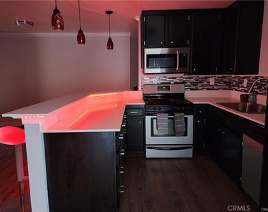 1200 Gaviota Avenue - Photo Thumbnail 5