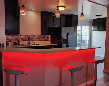 1200 Gaviota Avenue - Photo Thumbnail 4