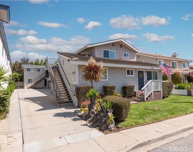 2703 Curtis Avenue - Photo Thumbnail 1