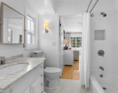 830 Sheldon - Photo Thumbnail 11