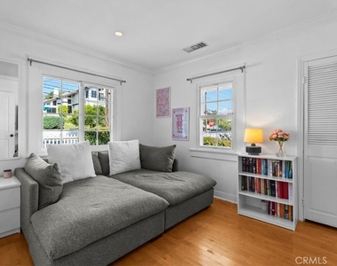 830 Sheldon - Photo Thumbnail 14