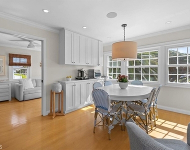 830 Sheldon - Photo Thumbnail 6