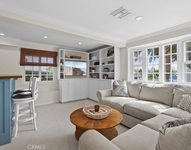 830 Sheldon - Photo Thumbnail 18