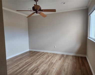 607 Murfield Court - Photo Thumbnail 15