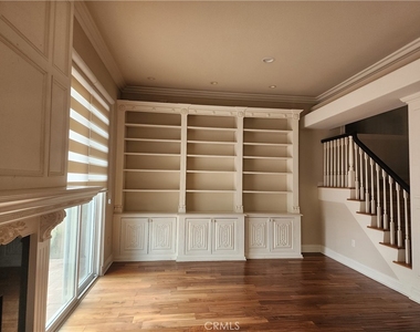 607 Murfield Court - Photo Thumbnail 11