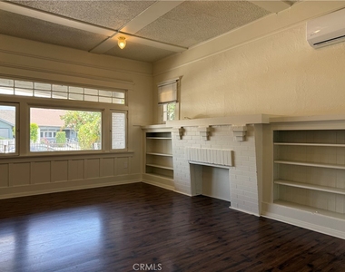 860 W 56th - Photo Thumbnail 3