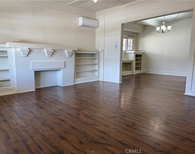 860 W 56th - Photo Thumbnail 2