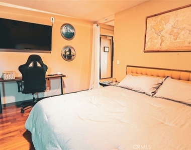 5327 Marina Pacifica Drive - Photo Thumbnail 22