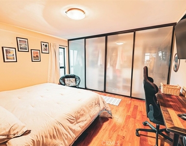 5327 Marina Pacifica Drive - Photo Thumbnail 23