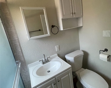 9702 Redfern - Photo Thumbnail 5