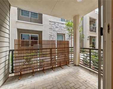 14135 Jonah Way - Photo Thumbnail 3