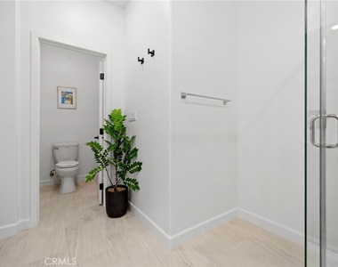 14135 Jonah Way - Photo Thumbnail 22