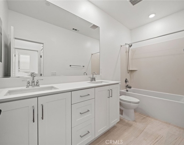 14135 Jonah Way - Photo Thumbnail 26