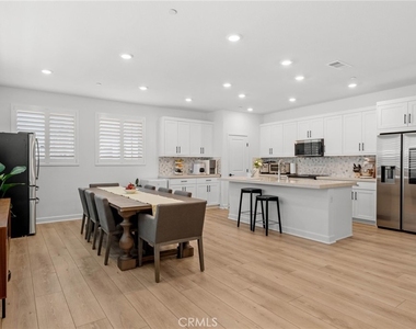 14135 Jonah Way - Photo Thumbnail 5