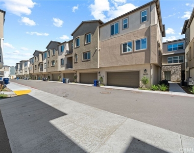 14135 Jonah Way - Photo Thumbnail 29