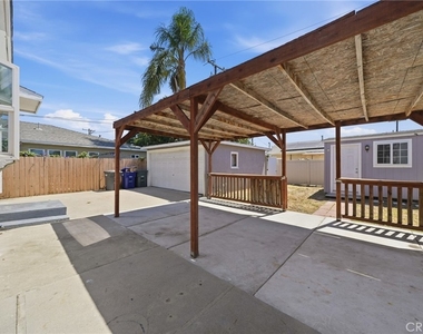 6052 Marshall - Photo Thumbnail 23