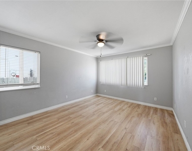 6052 Marshall - Photo Thumbnail 13