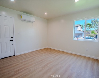2508 W Picadilly Way - Photo Thumbnail 6