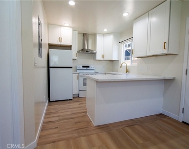 2508 W Picadilly Way - Photo Thumbnail 4