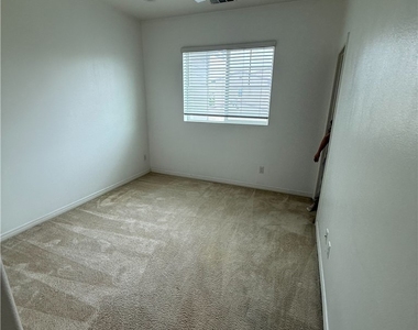 16025 Osprey Ave Drive - Photo Thumbnail 7