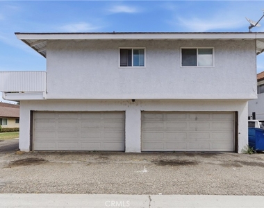 7082 Heil Ave - Photo Thumbnail 18