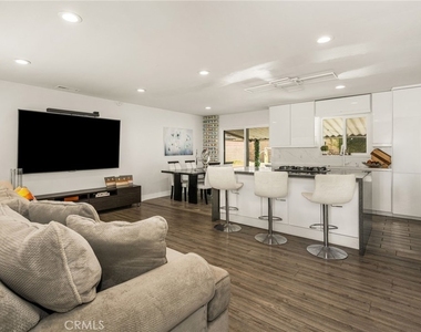 14716 Ramhurst Drive - Photo Thumbnail 2
