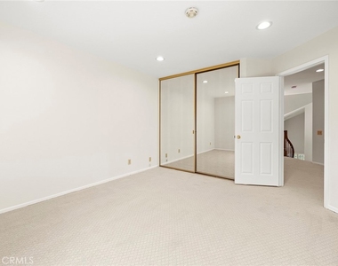 4015 San Antonio - Photo Thumbnail 34