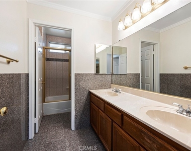 4015 San Antonio - Photo Thumbnail 33