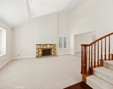 4015 San Antonio - Photo Thumbnail 9
