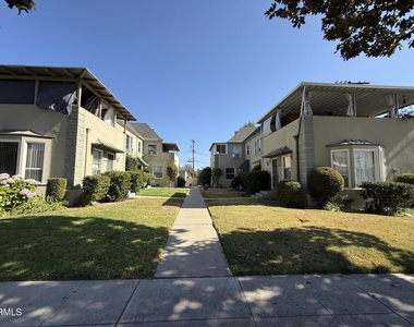 1424 E Wilson Avenue - Photo Thumbnail 9