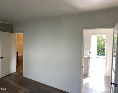 1424 E Wilson Avenue - Photo Thumbnail 6