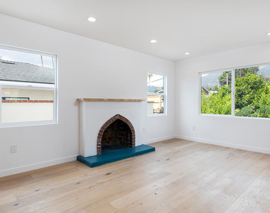 180 W Harriet Street - Photo Thumbnail 4