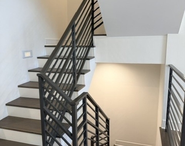 1400 N Fuller - Photo Thumbnail 8