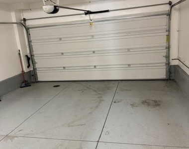 1400 N Fuller - Photo Thumbnail 38