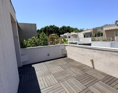 1400 N Fuller - Photo Thumbnail 33